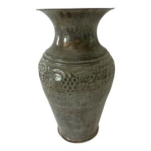 Vintage 10” Hosley Pickled Finish Metal Embossed Grape Design Vase - NWT